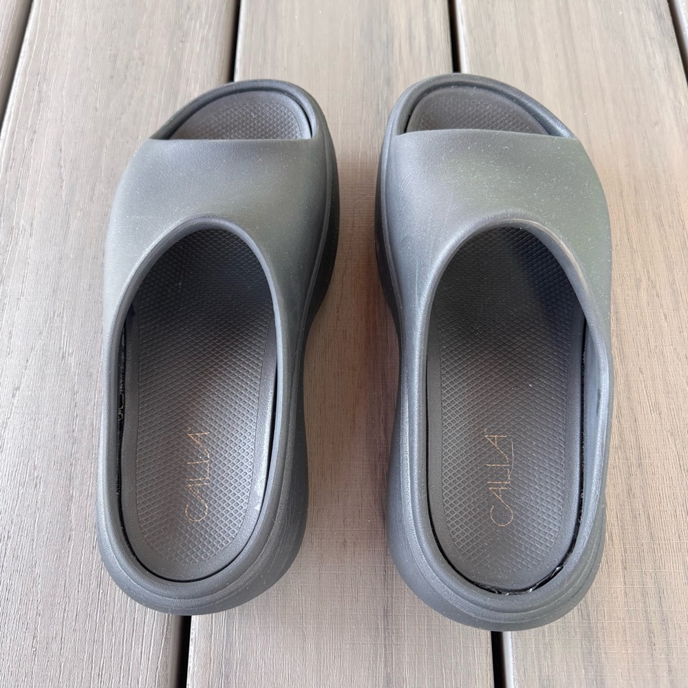 Calia Women’s 1.5” Platform Molded Slides Sandals Black Size 8 - Picture 2 of 6